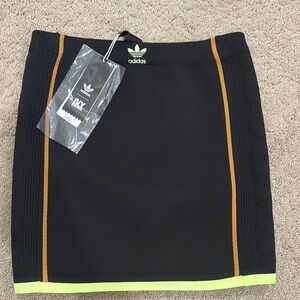 Adidas IVY PARK (Beyoncé line ) Women's Black Skirt with lime green  Accents